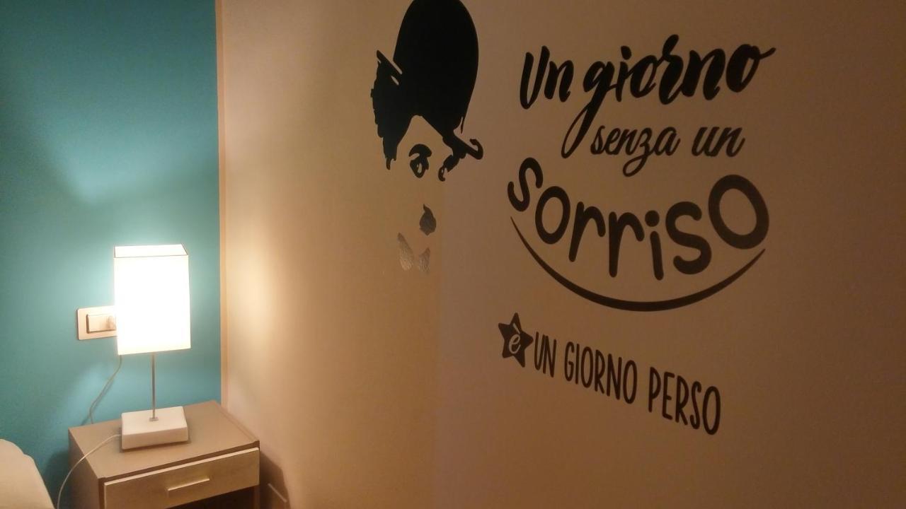 La Casa Del Melograno Panzió Santa Venerina Kültér fotó
