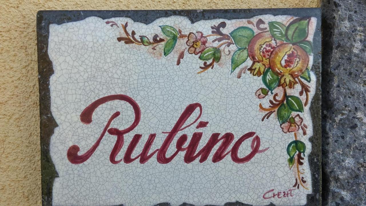 La Casa Del Melograno Panzió Santa Venerina Kültér fotó